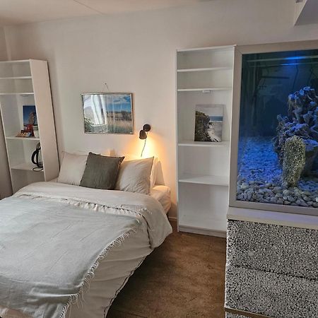 Central Room With Private Entrance And Ensuite Bathroom Stockholm Exterior foto